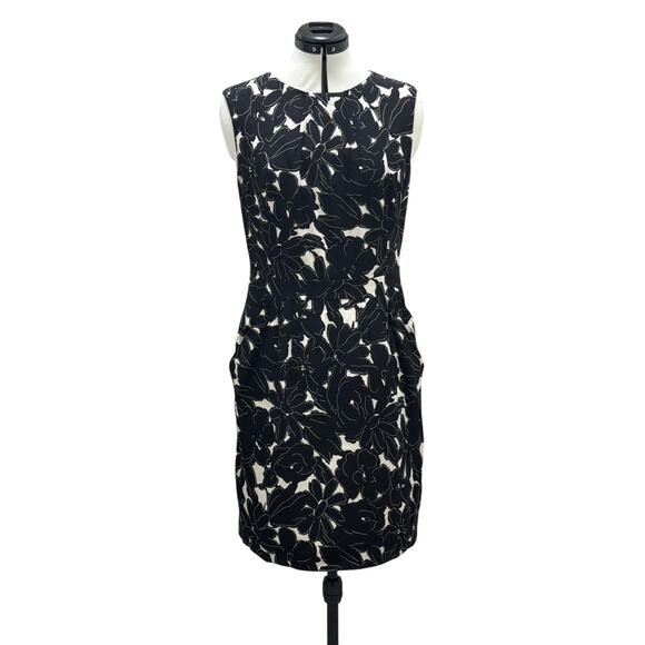 OSCAR DE LA RENTA 10 BLACK AND WHITE FLORAL STRETCH SILK SLEEVELESS SHIFT DRESS - Picture 1 of 6
